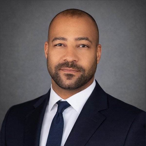 Portrait de Steve Sérèmes, Managing Partner de ThenewB